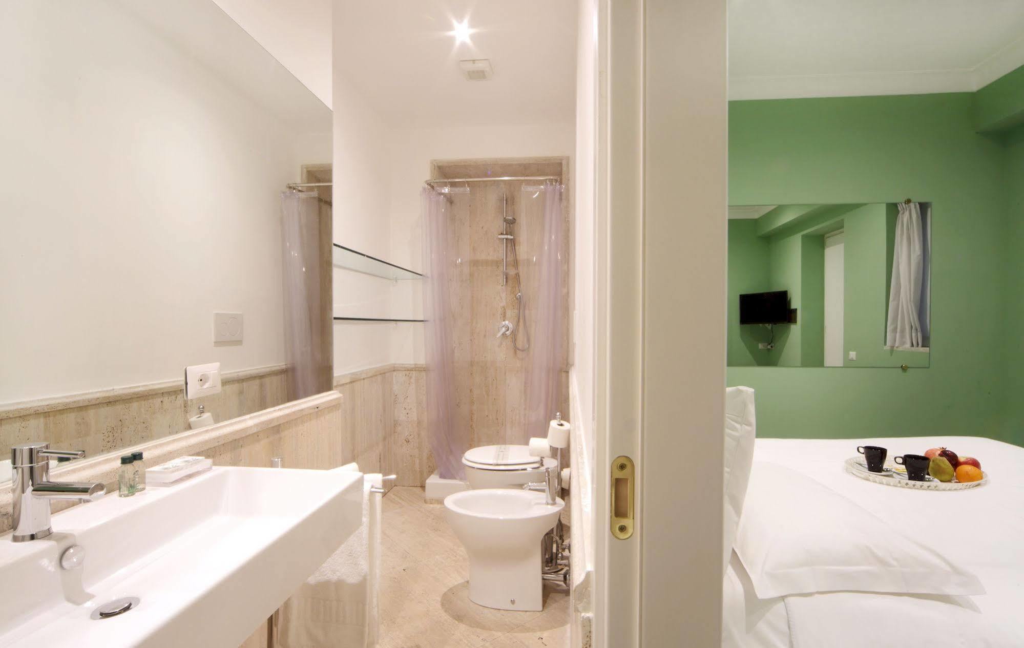 The One Prati Rooms Rome Exterior photo