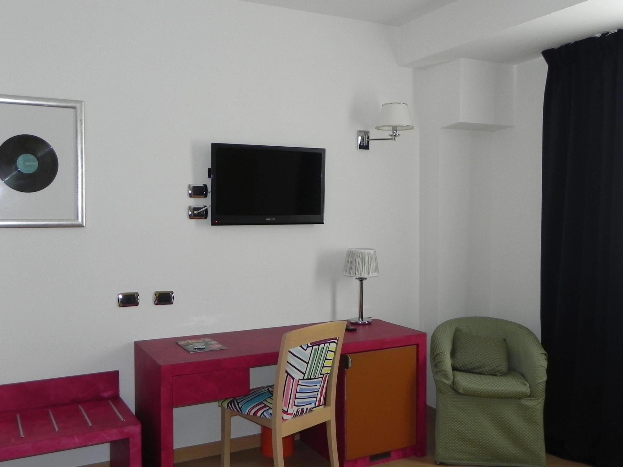 The One Prati Rooms Rome Exterior photo